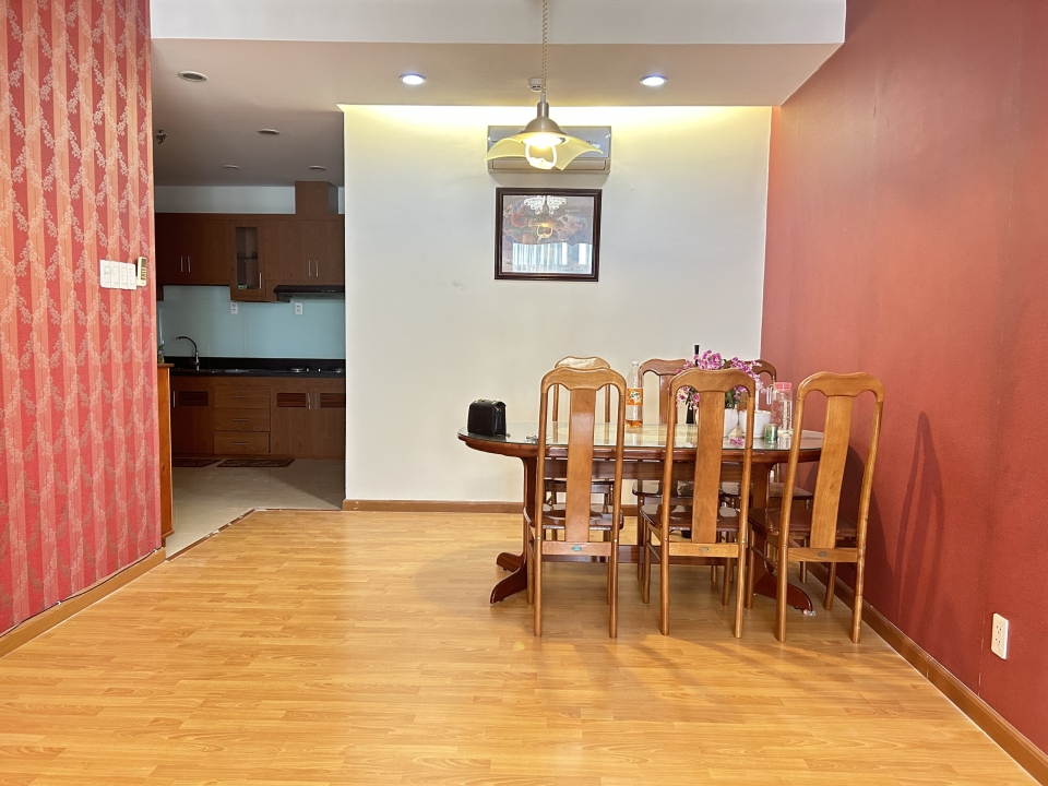 CẦN BÁN GẤP CĂN HỘ GÓC VIEW BIỂN 101M2, CHUNG CƯ SILVER SEA, 47 BA CU, TP VT. LH: 0908209586