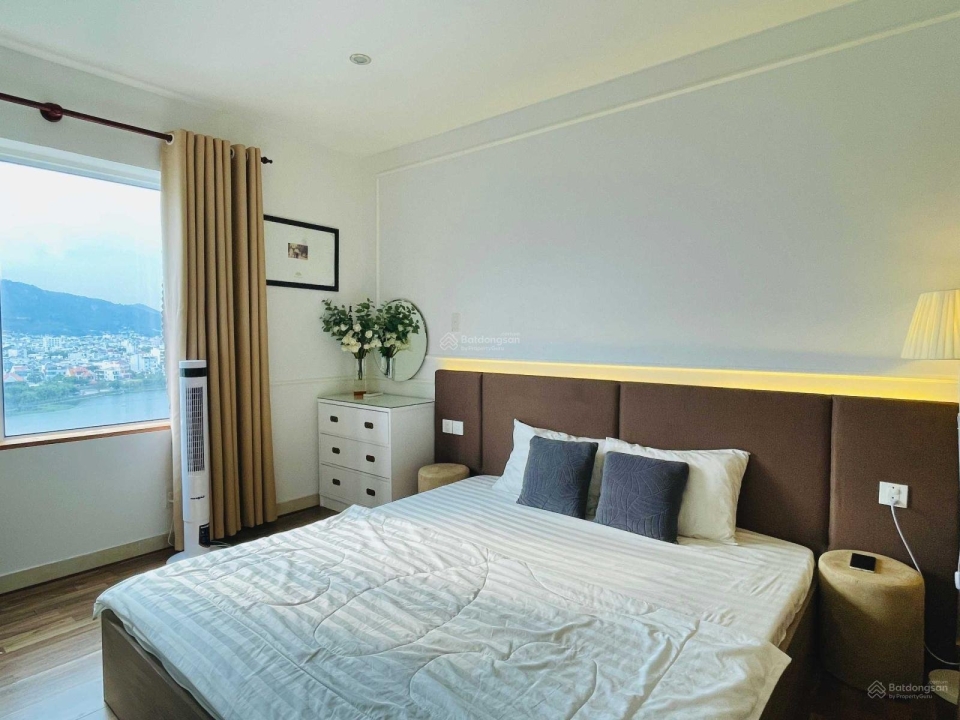 Bán căn góc 3PN, 90m2, tầng cao, Full nội thất đẹp - chung cư OSC Land Vũng Tàu