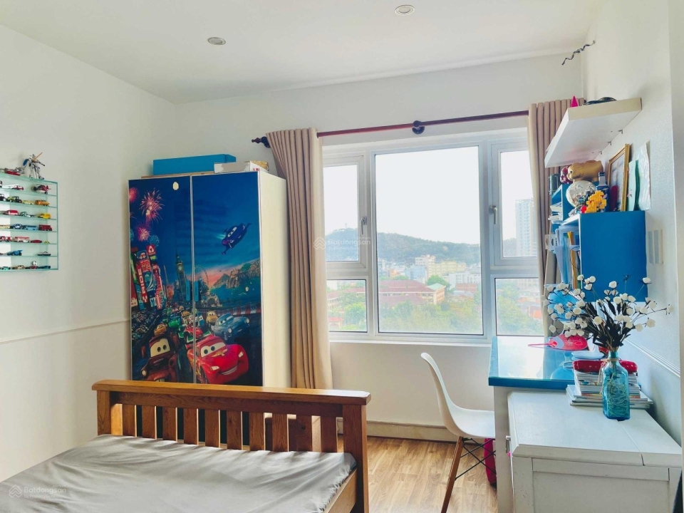 Bán căn góc 3PN, 90m2, tầng cao, Full nội thất đẹp - chung cư OSC Land Vũng Tàu