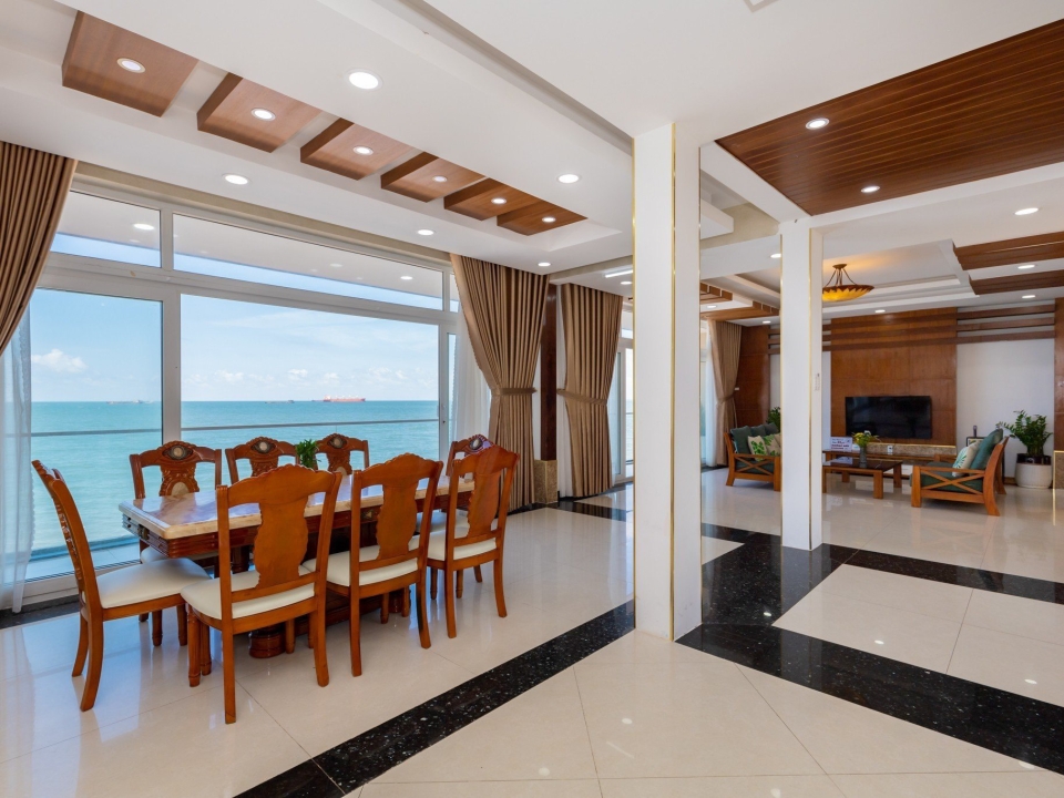 Cho thuê Ruby Villa RL01 - Beach front