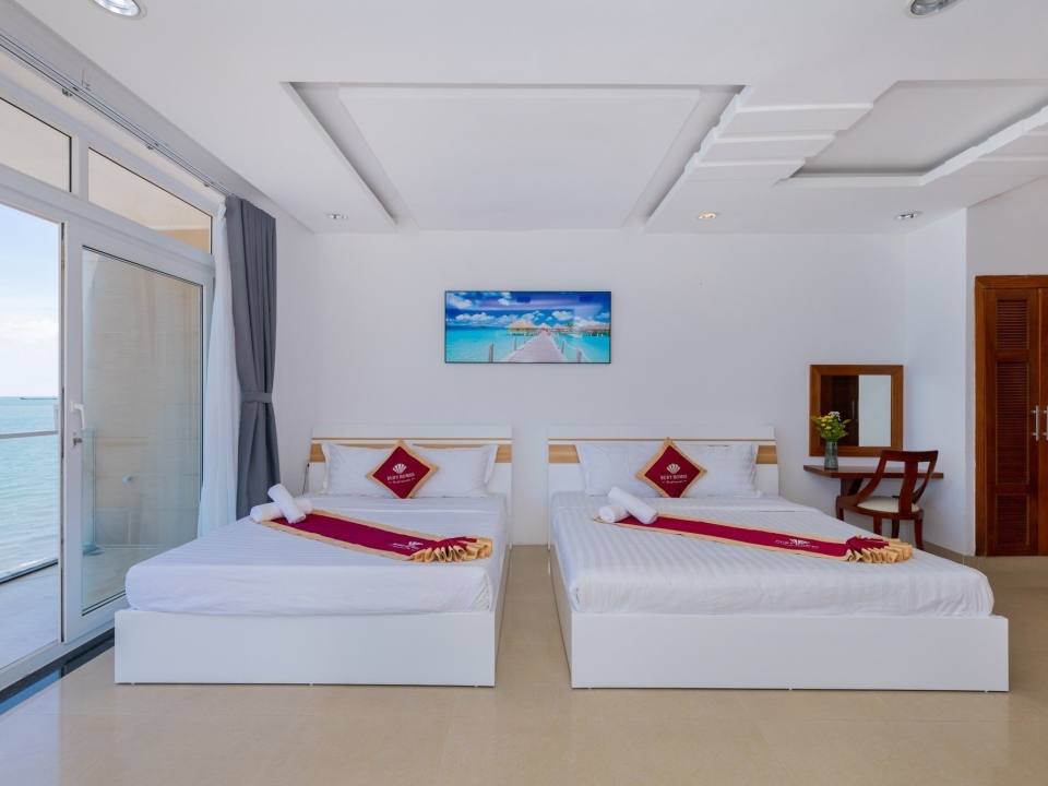 Cho thuê Ruby Villa RL01 - Beach front