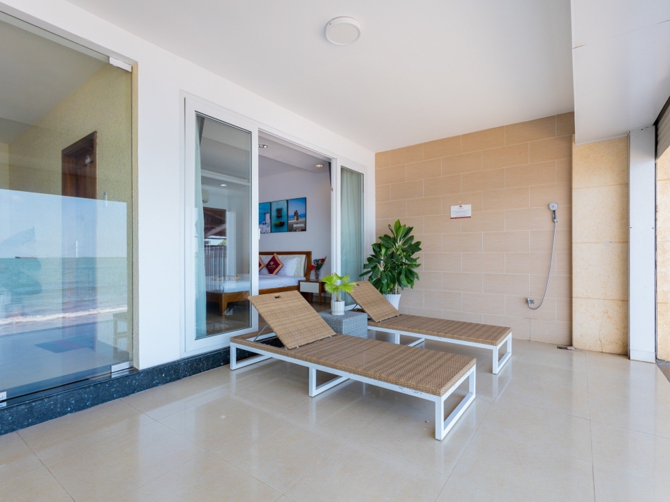 Cho thuê Ruby Villa RL01 - Beach front