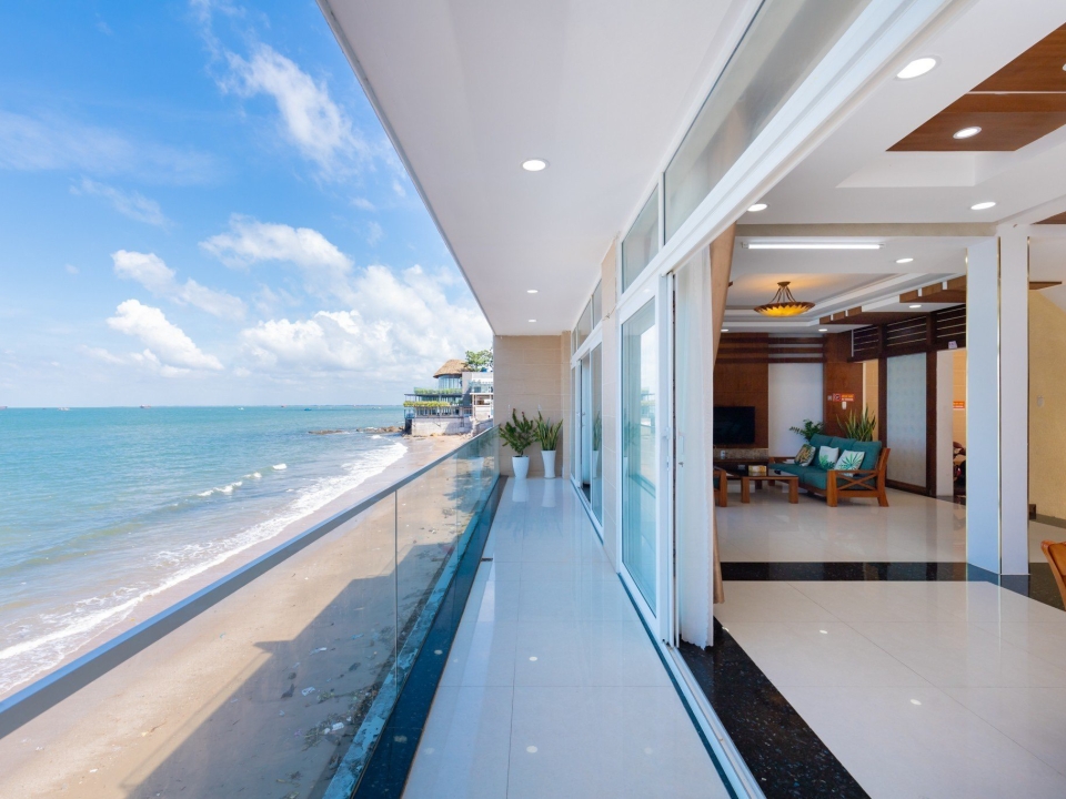 Cho thuê Ruby Villa RL01 - Beach front