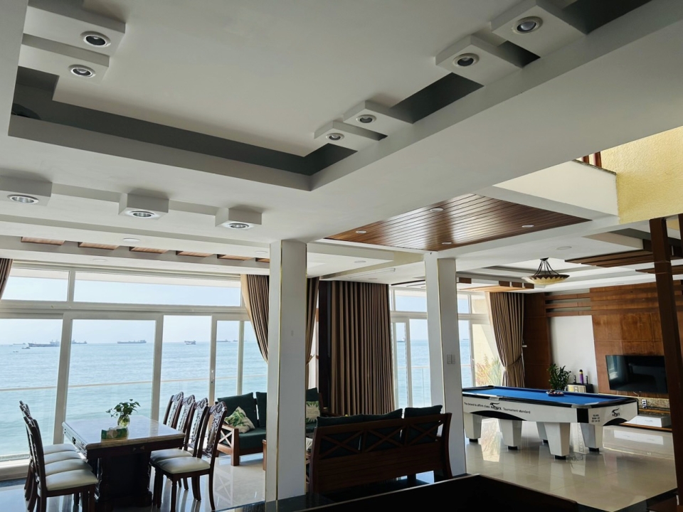 Cho thuê Ruby Villa RL01 - Beach front